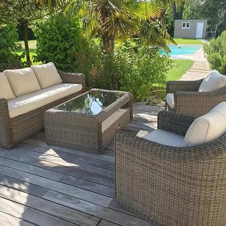 Lit King Size - Sdb Commune Avec 2eme Piscine Sejour 24heures Auto Moto Et Le Mans Classic Nocleg ze śniadaniem *
